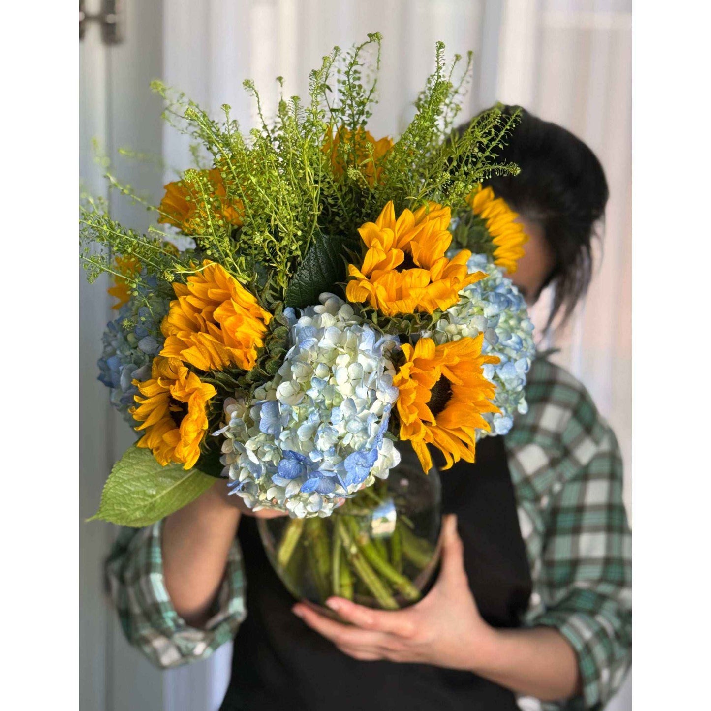 Hello - Flowery
