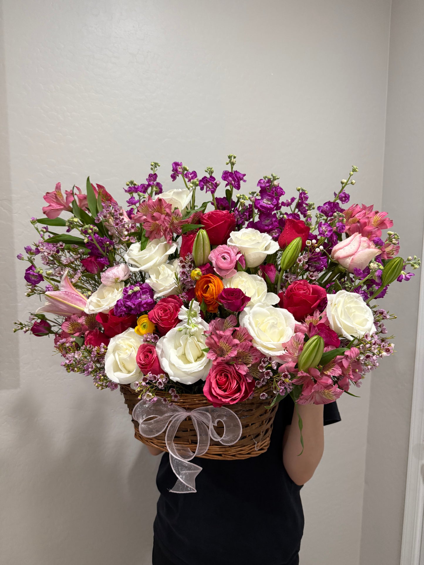 Designer's Choice Arrangement - Flowery