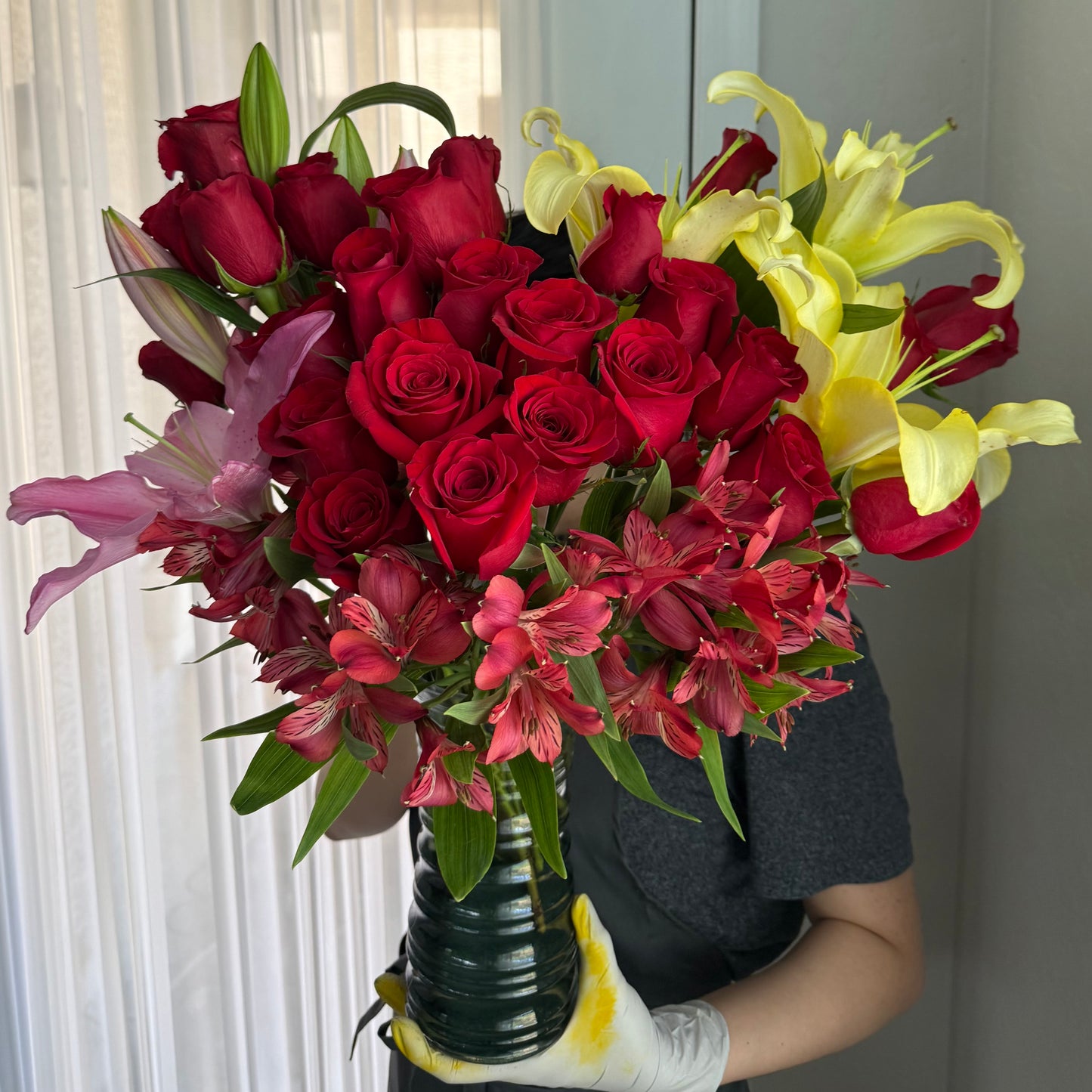 Designer's Choice Arrangement - Flowery