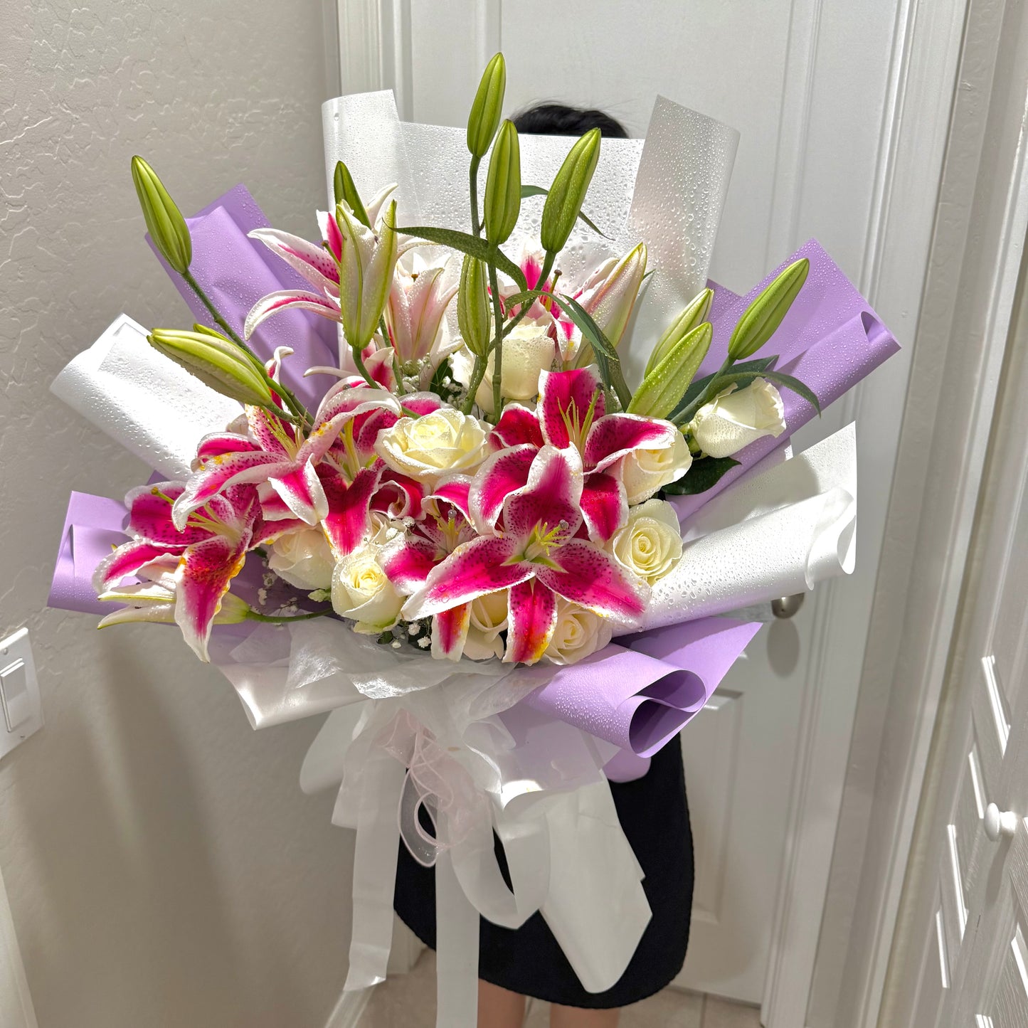Cutie Upsize with roses - Flowery
