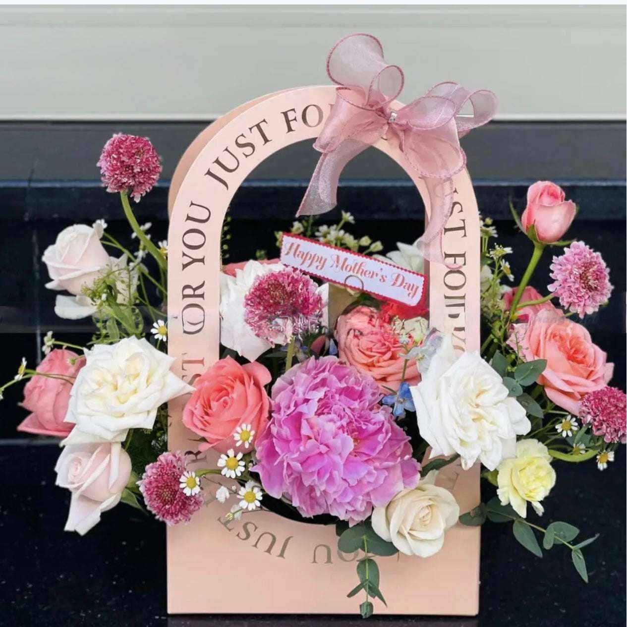 Designer's Choice Arrangement - Flowery