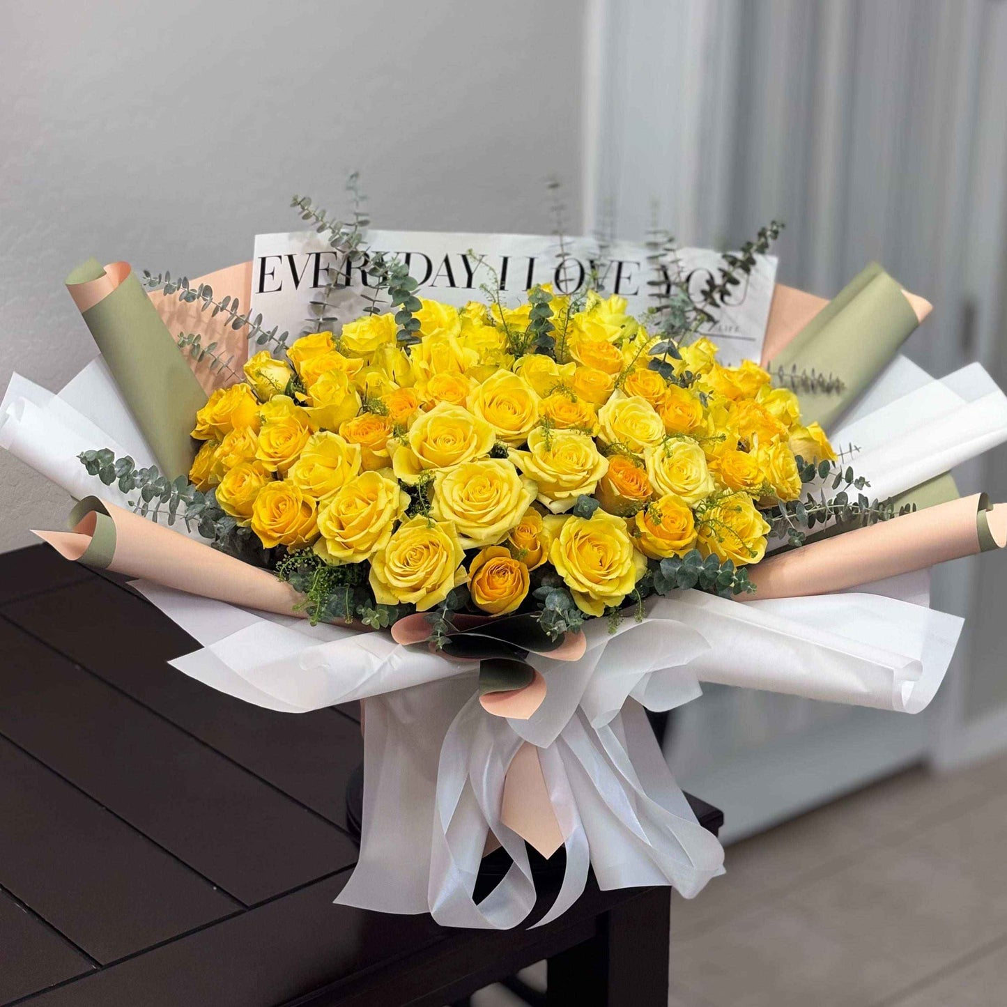 Mellow Yellow - Flowery