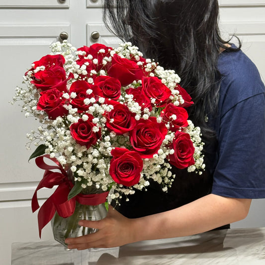 Rose Retreat - Flowery