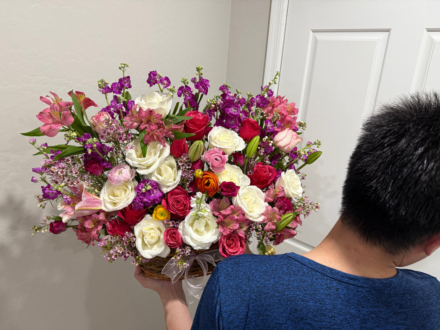 Designer's Choice Arrangement - Flowery