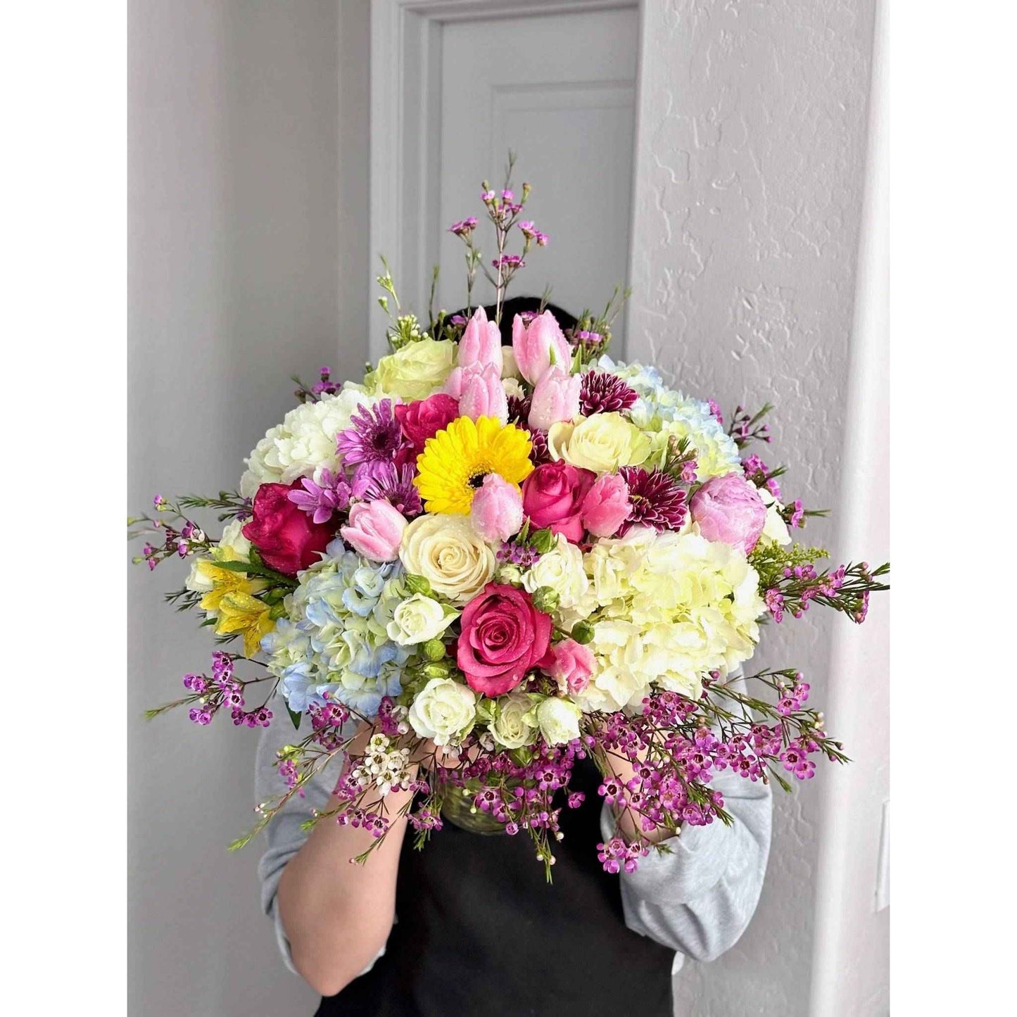 Designer's Choice Arrangement - Flowery