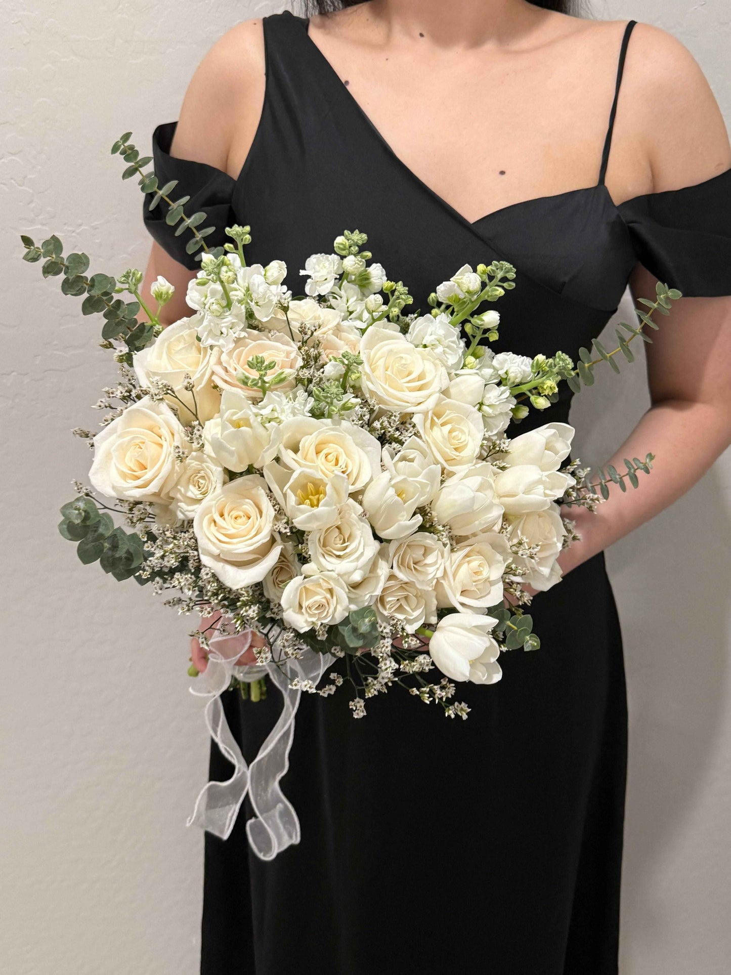Hand-tied Bridal Bouquet - Flowery