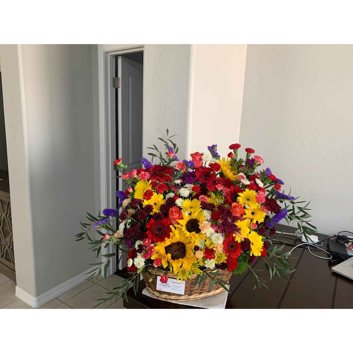 Designer's Choice Arrangement - Flowery