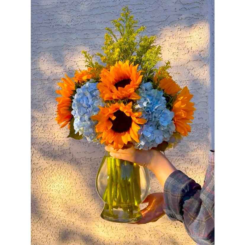 Hello - Flowery
