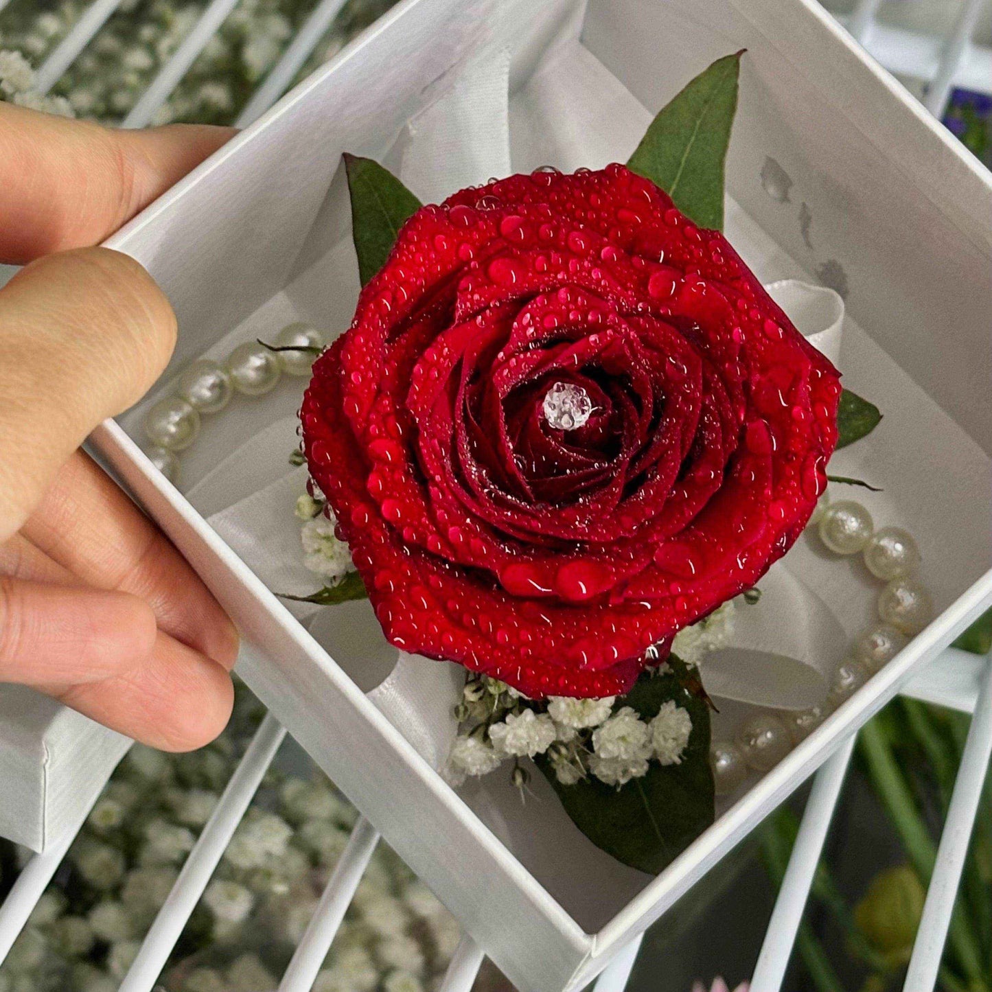 Single Rose Corsage - Flowery