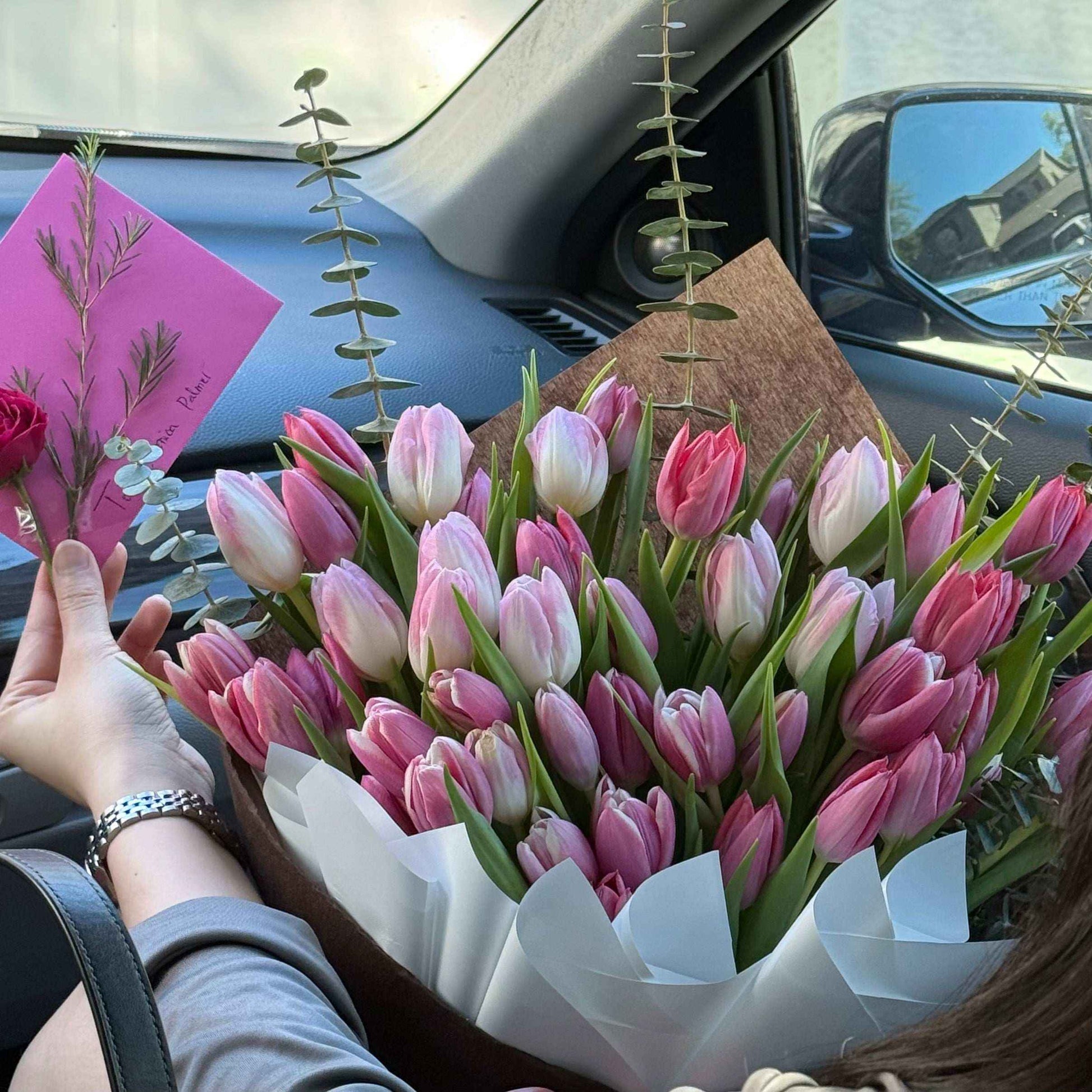 Angel Tulip - Flowery
