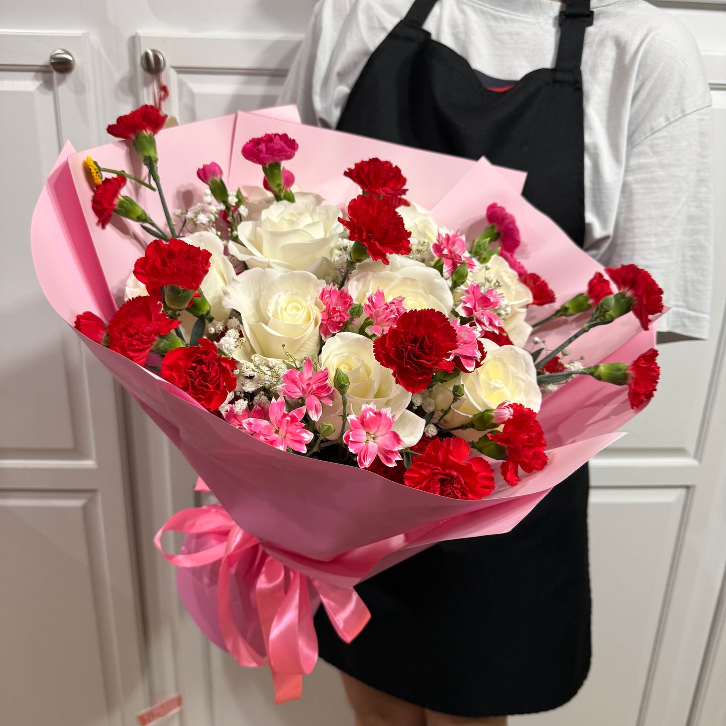 Timeless Bloom - Flowery