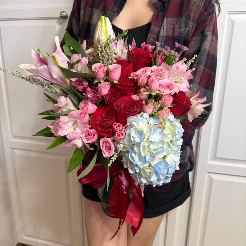 Designer's Choice Arrangement - Flowery