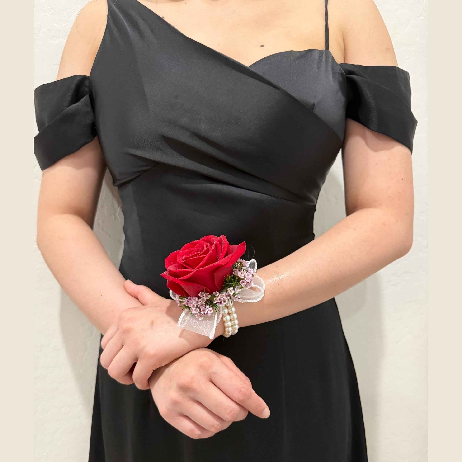 Single Rose Corsage - Flowery