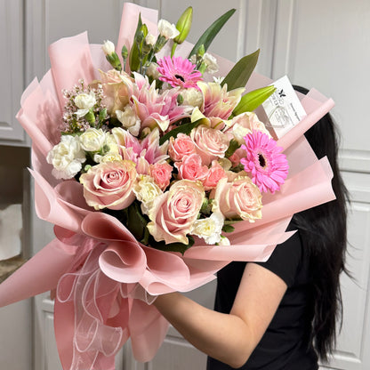 Custom Florist Arrangement