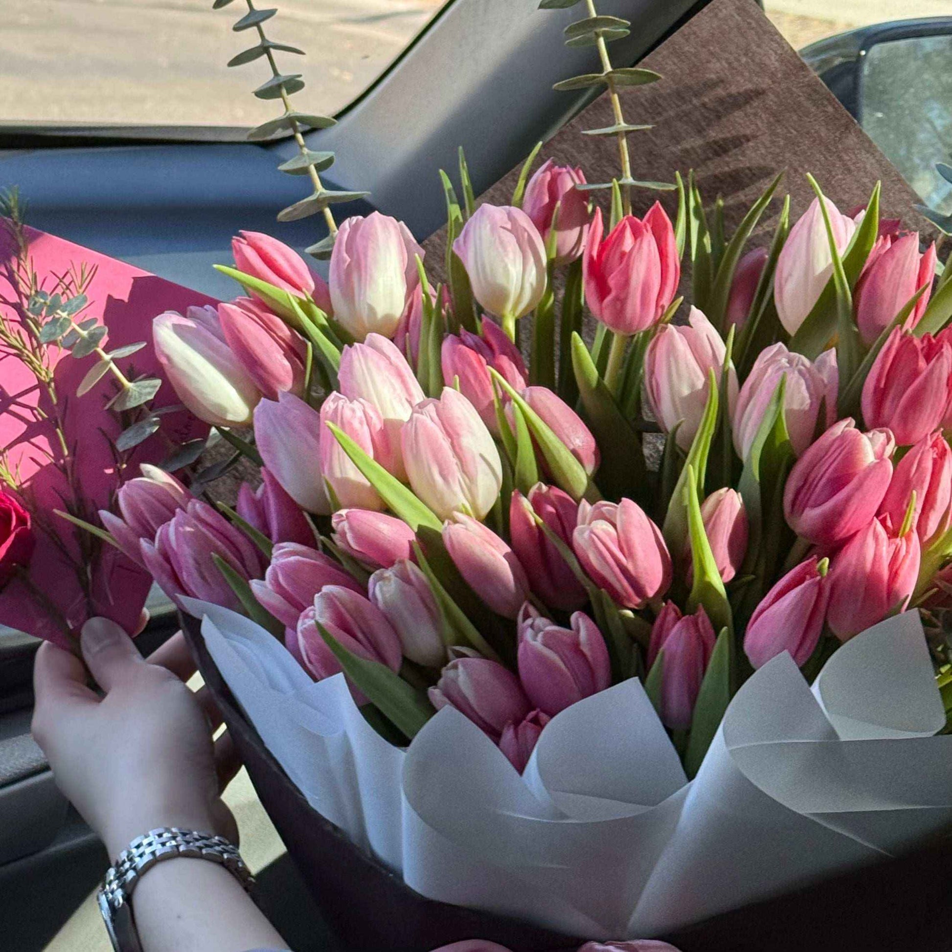 Angel Tulip - Flowery