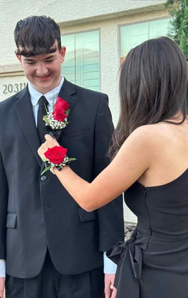 att.281B2ONmWIXay5hgfiyWp8OqWM-u_aWOF1r2urmcclY_aeb85497-a8d0-4f24-8d21-7d427e958634 - Flowery